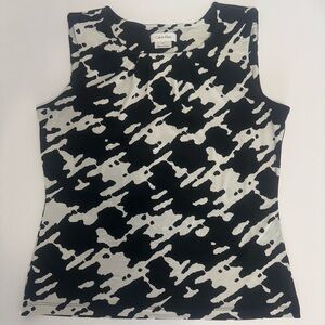 Calvin Klein Women's Black and White Patterned Tank Top